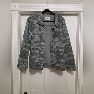 Soft Camo Green Women's Jacket XL